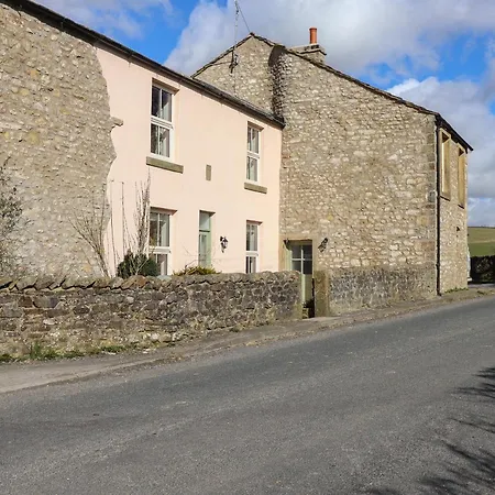 1 Hull House Skipton
